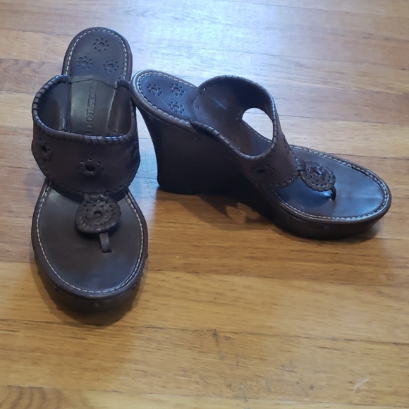 Jack Roger's Wood Wedge Sandals - Picture 2 of 3